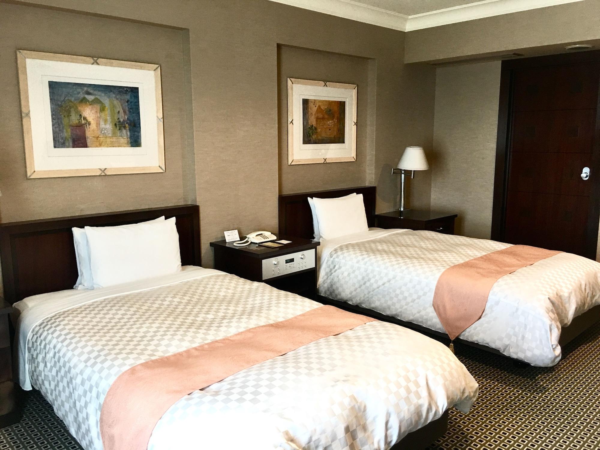 Okura Act City Hotel Hamamatsu Exterior foto A room at the hotel