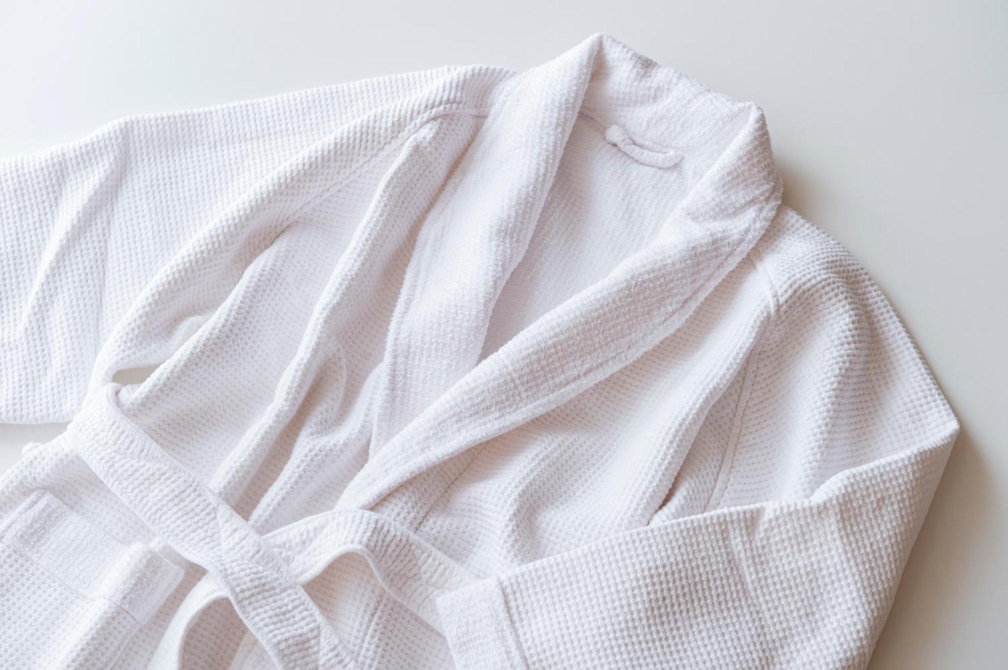 Okura Act City Hotel Hamamatsu Habitación foto A white bathrobe